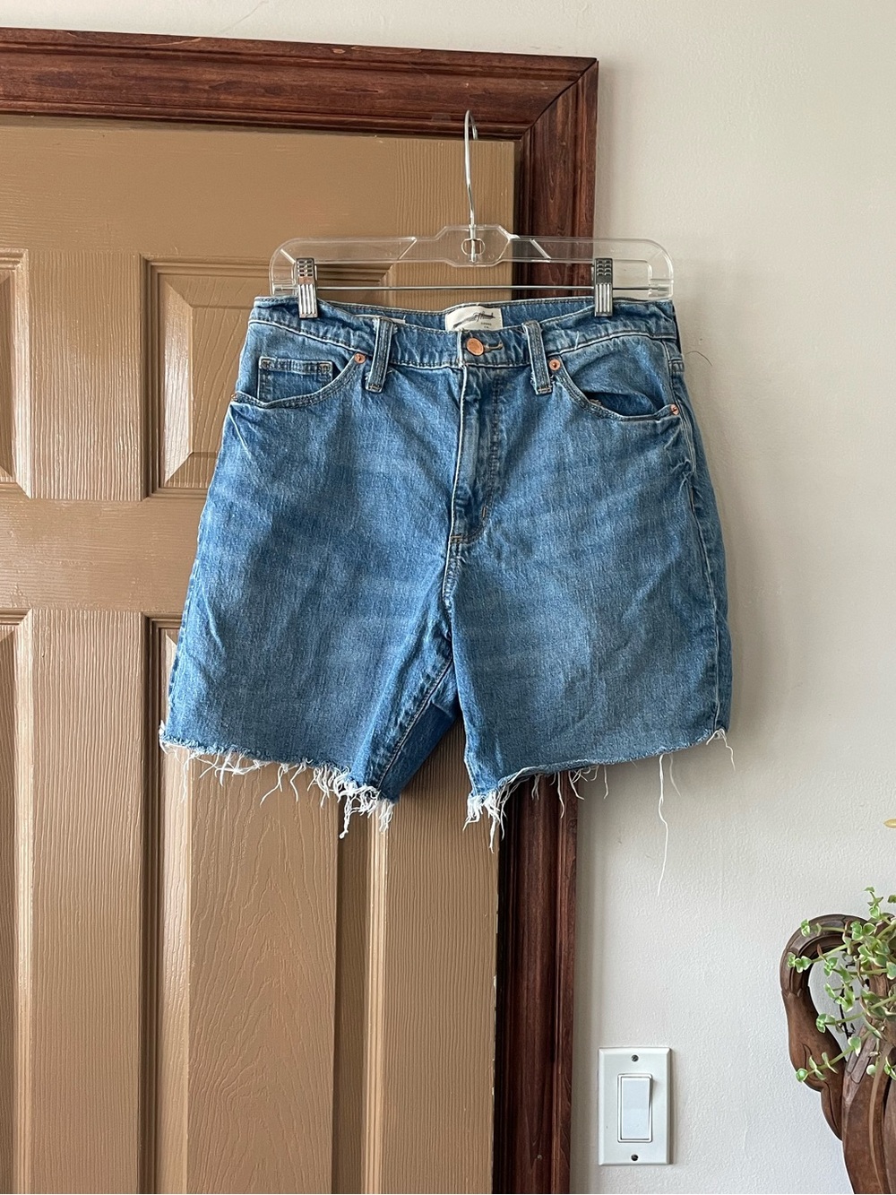 Universal Thread Vintage Bermuda High-Rise Denim Cutoff Shorts